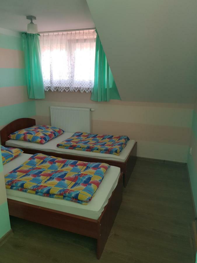 Pokoje Goscinne U Laury Rewal Room photo